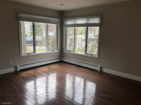 32 Mulford Dr, Wayne, NJ 07470 photo 9