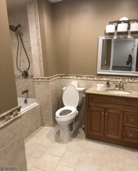 32 Mulford Dr, Wayne, NJ 07470 photo 4