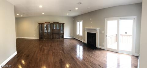 32 Mulford Dr, Wayne, NJ 07470 photo 2
