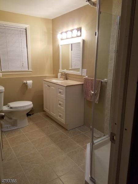 711 Ratzer Rd, Wayne, NJ 07470 photo 11