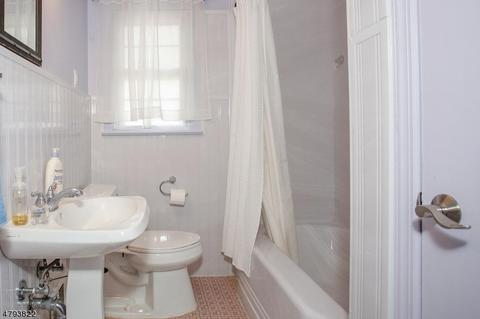 103 Summit Ave, Waldwick, NJ 07463 photo 9