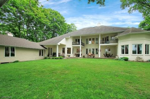 653 Terhune Dr, Wayne, NJ 07470 photo 22