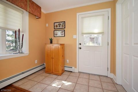 246 River Bend Rd, Berkeley Heights, NJ 07922 photo 9