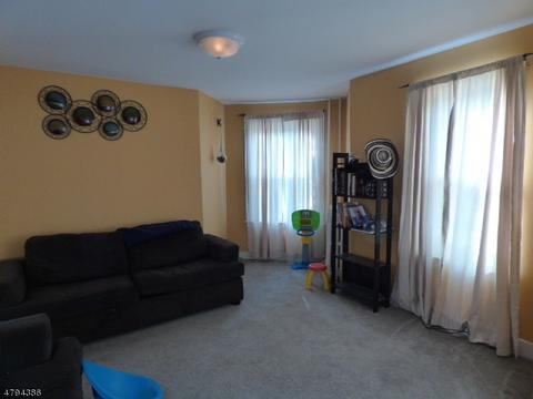 604 E 6th St, Plainfield, NJ 07060 photo 6