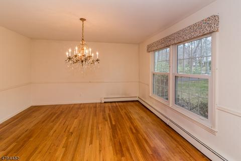 104 Oak Dr, Upper Saddle River, NJ 07458 photo 4