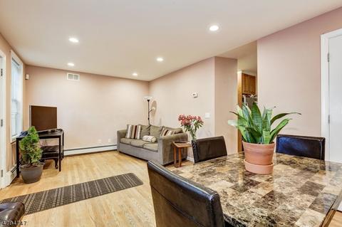 338 3rd St, Saddle Brook, NJ 07663 photo 4