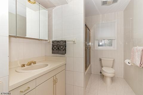 389 Rolling Rock Rd, Springfield, NJ 07081 photo 17