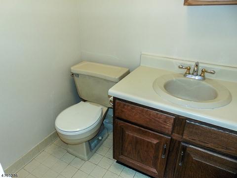 103 River Rd #E3, Nutley, NJ 07110 photo 14