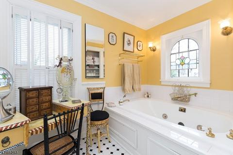 56 Christopher St, Montclair, NJ 07042 photo 14