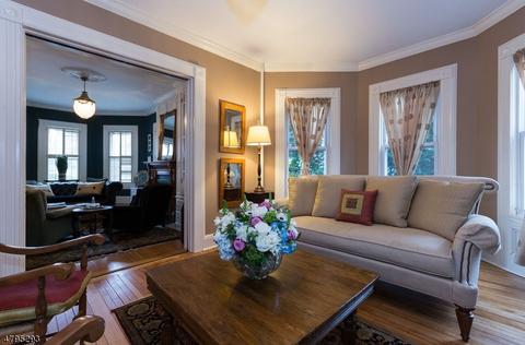 56 Christopher St, Montclair, NJ 07042 photo 5