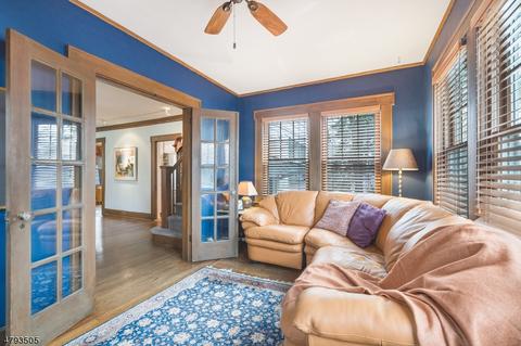 14 Parkview Dr, Millburn, NJ 07041 photo 4