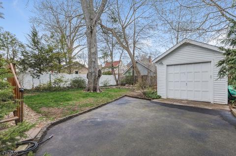 14 Parkview Dr, Millburn, NJ 07041 photo 20