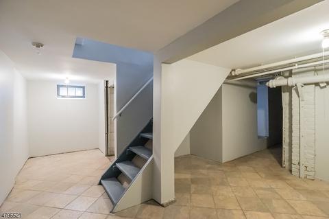 46 W Munson Ave, Dover, NJ 07801 photo 23