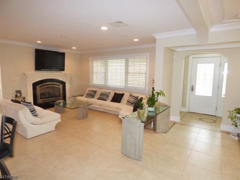 14 Brookway, Nutley, NJ 07110 photo 2