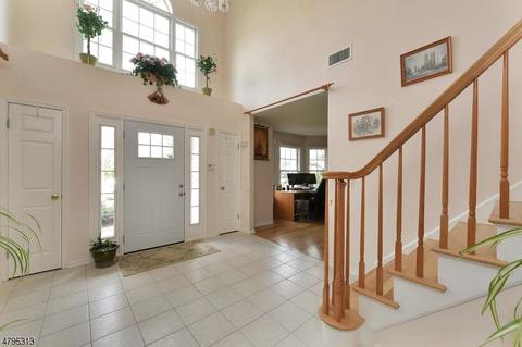 88 Andover Dr, Wayne, NJ 07470 photo 3