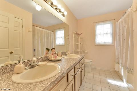 88 Andover Dr, Wayne, NJ 07470 photo 20