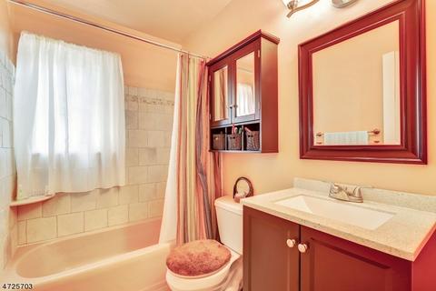 43 Eldorado Dr, Wayne, NJ 07470 photo 11