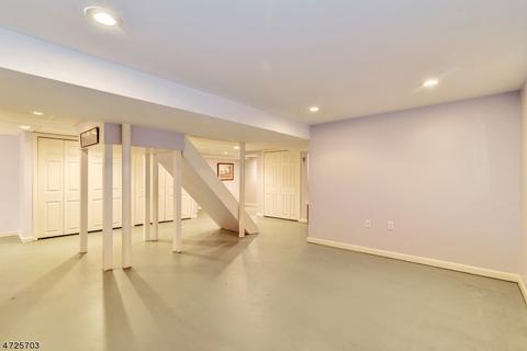 43 Eldorado Dr, Wayne, NJ 07470 photo 16