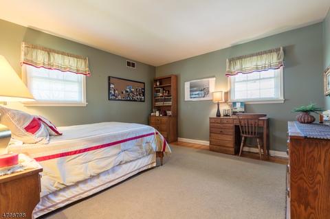 93 Devonshire Rd, Cedar Grove, NJ 07009 photo 9