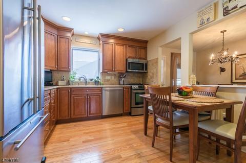 93 Devonshire Rd, Cedar Grove, NJ 07009 photo 5