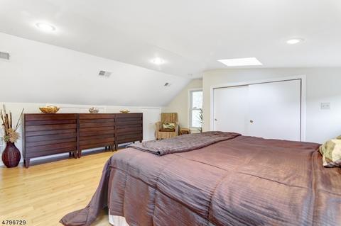 801 E Meadow Dr, Bound Brook, NJ 08805 photo 17