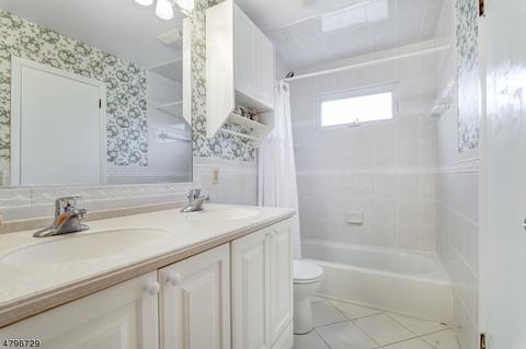 801 E Meadow Dr, Bound Brook, NJ 08805 photo 13