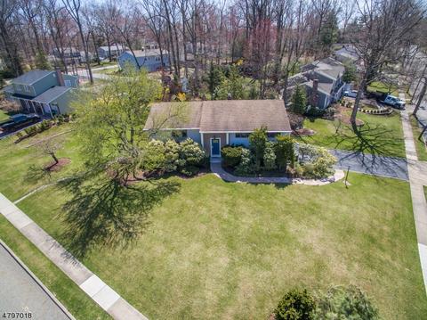 31 Nathan Way, Wayne, NJ 07470 photo 1