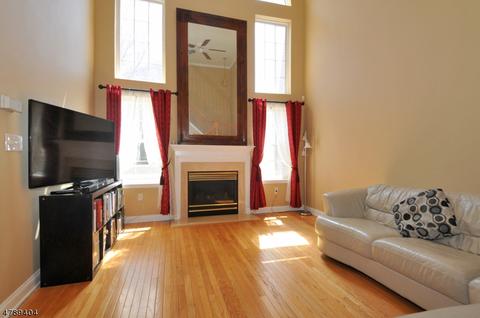 8 Mayflower Dr, Bernards, NJ 07920 photo 3