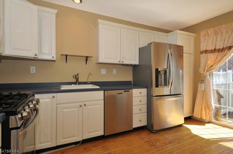 8 Mayflower Dr, Bernards, NJ 07920 photo 10