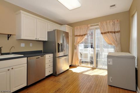 8 Mayflower Dr, Bernards, NJ 07920 photo 6