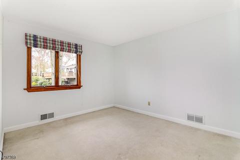114 Cornell Ave, Berkeley Heights, NJ 07922 photo 11