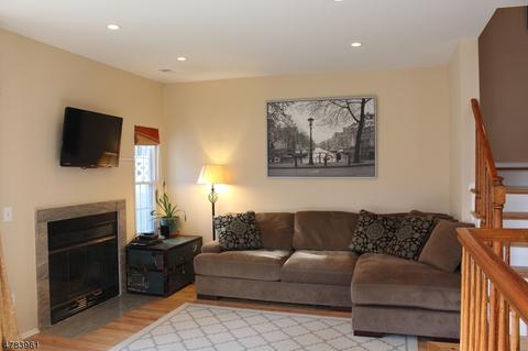 2 Evans Ct, Bedminster, NJ 07921 photo 4