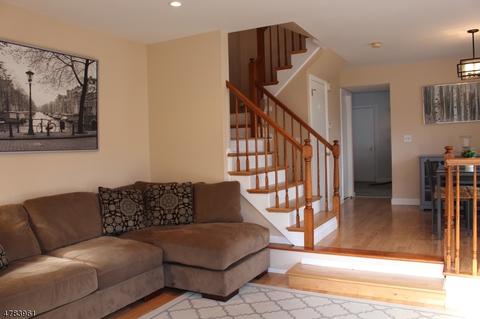 2 Evans Ct, Bedminster, NJ 07921 photo 2