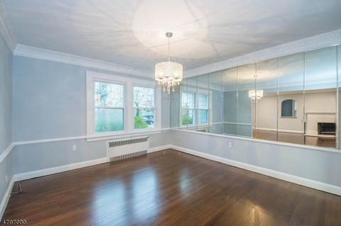 384 Terhune Ave, Passaic, NJ 07055 photo 9
