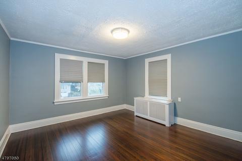 384 Terhune Ave, Passaic, NJ 07055 photo 16