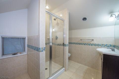 384 Terhune Ave, Passaic, NJ 07055 photo 20