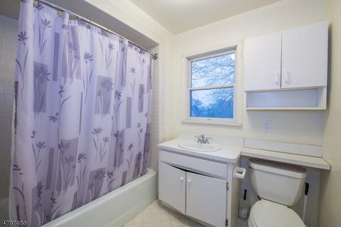 384 Terhune Ave, Passaic, NJ 07055 photo 23