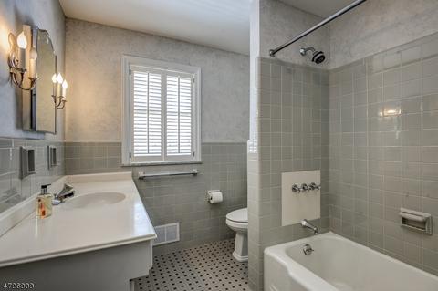 12 Pine Ridge Dr, Summit, NJ 07901 photo 5