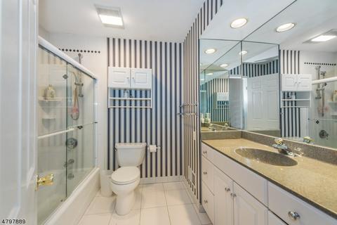 31 Point View Pkwy, Wayne, NJ 07470 photo 17