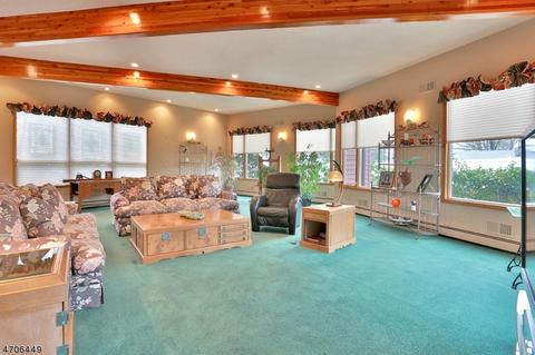 333 South Dr, Paramus, NJ 07652 photo 8
