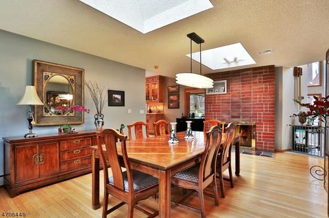 333 South Dr, Paramus, NJ 07652 photo 11