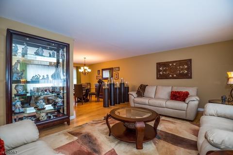 7 Ned Rd, Wayne, NJ 07470 photo 5