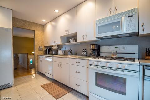 7 Ned Rd, Wayne, NJ 07470 photo 8