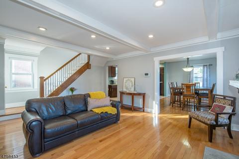 4 Vesper Pl, Bloomfield, NJ 07003 photo 5