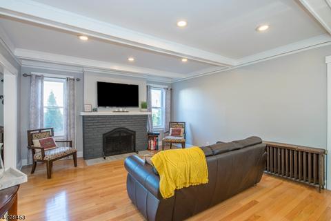 4 Vesper Pl, Bloomfield, NJ 07003 photo 6