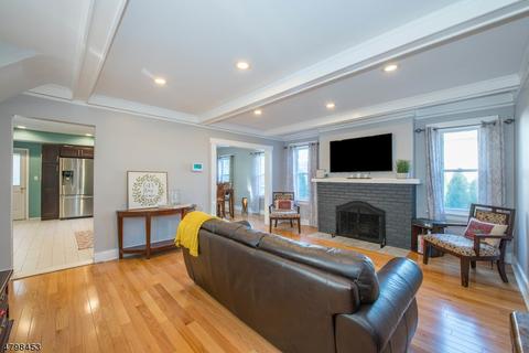 4 Vesper Pl, Bloomfield, NJ 07003 photo 4