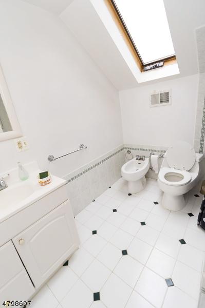 984 Moessner Ave, Union, NJ 07083 photo 20