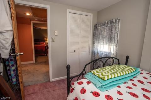 28 1st St, Dover, NJ 07801 photo 15