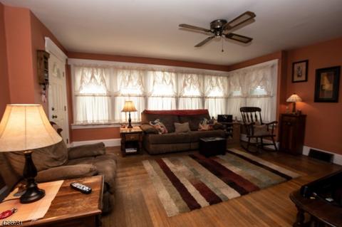 28 1st St, Dover, NJ 07801 photo 5