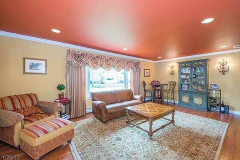 15 Amboy Rd, Wayne, NJ 07470 photo 4